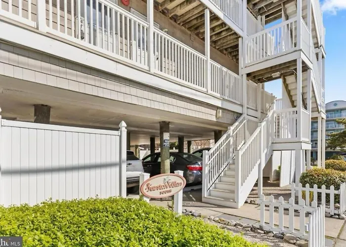 Bright And Airy Oceanside Apartment Ocean City